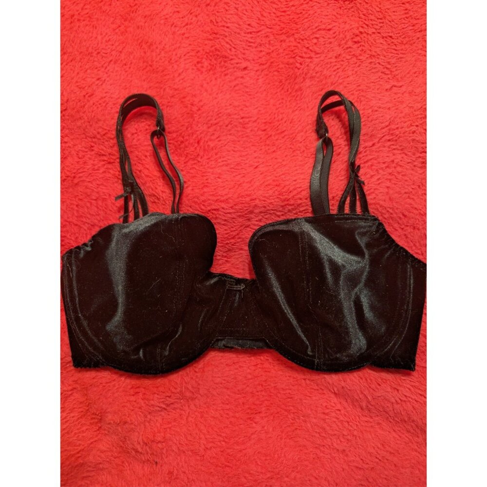 Vintage 90s Victoria’s Secret Black Velvet Bra 34D Underwire Goth Coquette